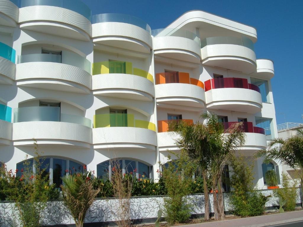 Hotel Zodiaco Порто-Чезарео Экстерьер фото